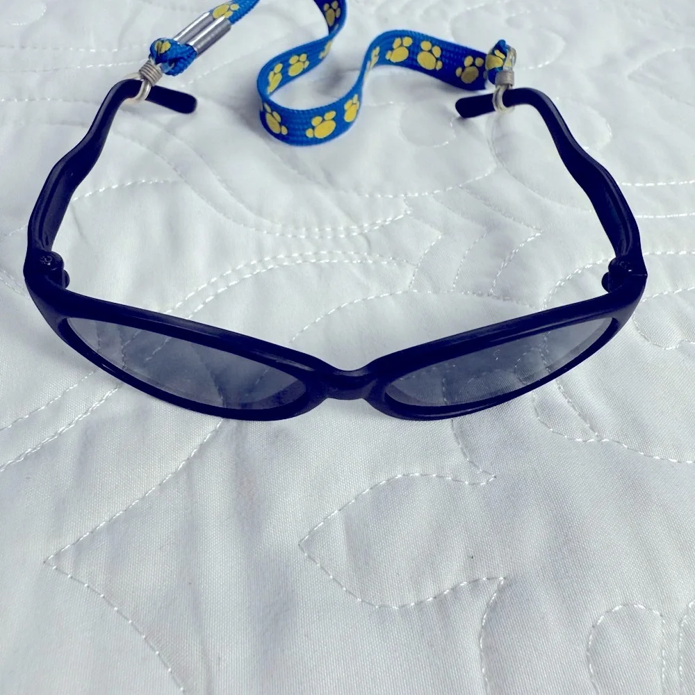 Vintage 90’s Build-A-Bear Bundle:Reversible‎ Vest, Shorts, Shoes, Sunglasses EUC